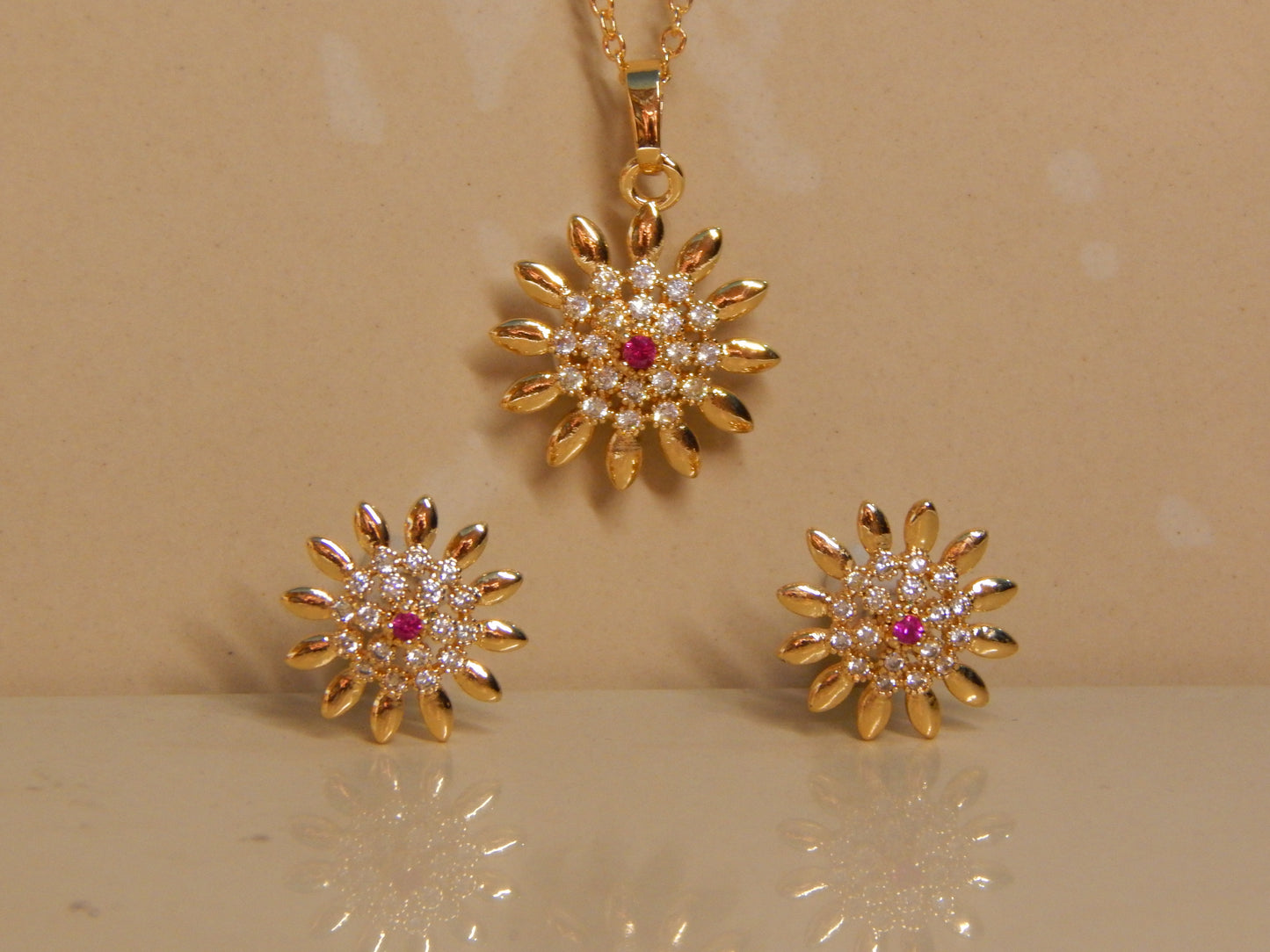 Hand Carved ,22k Gold Plated 3D, Pendant Set