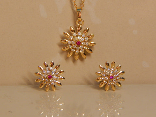 Hand Carved ,22k Gold Plated 3D, Pendant Set